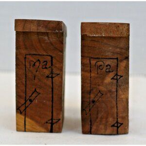 VTG Ma & Pa Wooden Salt & Pepper Shaker Set – Portsmouth, VA Hand-Cut 1960s GUC